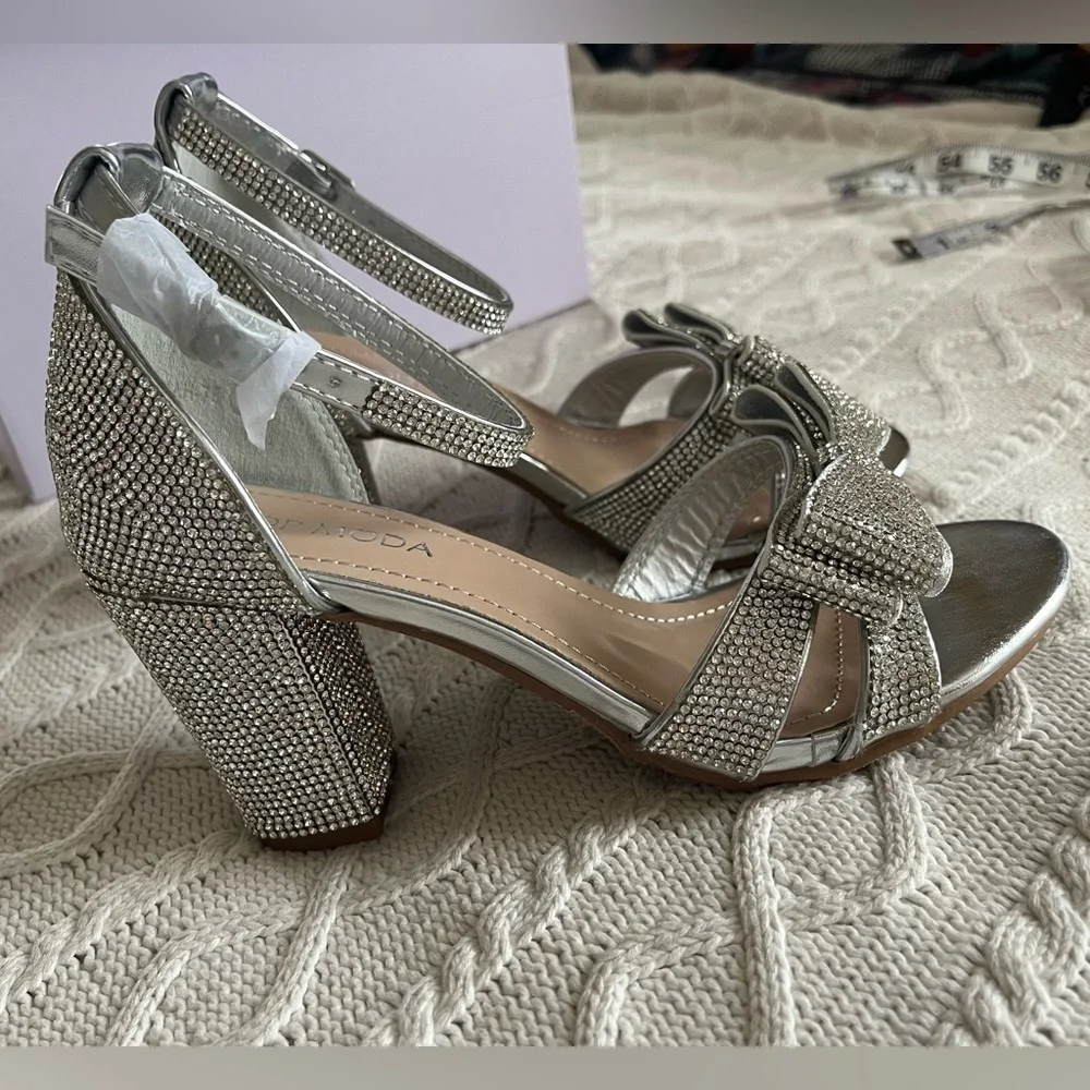 NEW! Top Moda Hannah Crystal Bow Sandal Heel Women’s Size 6.5 - Picture 7 of 16